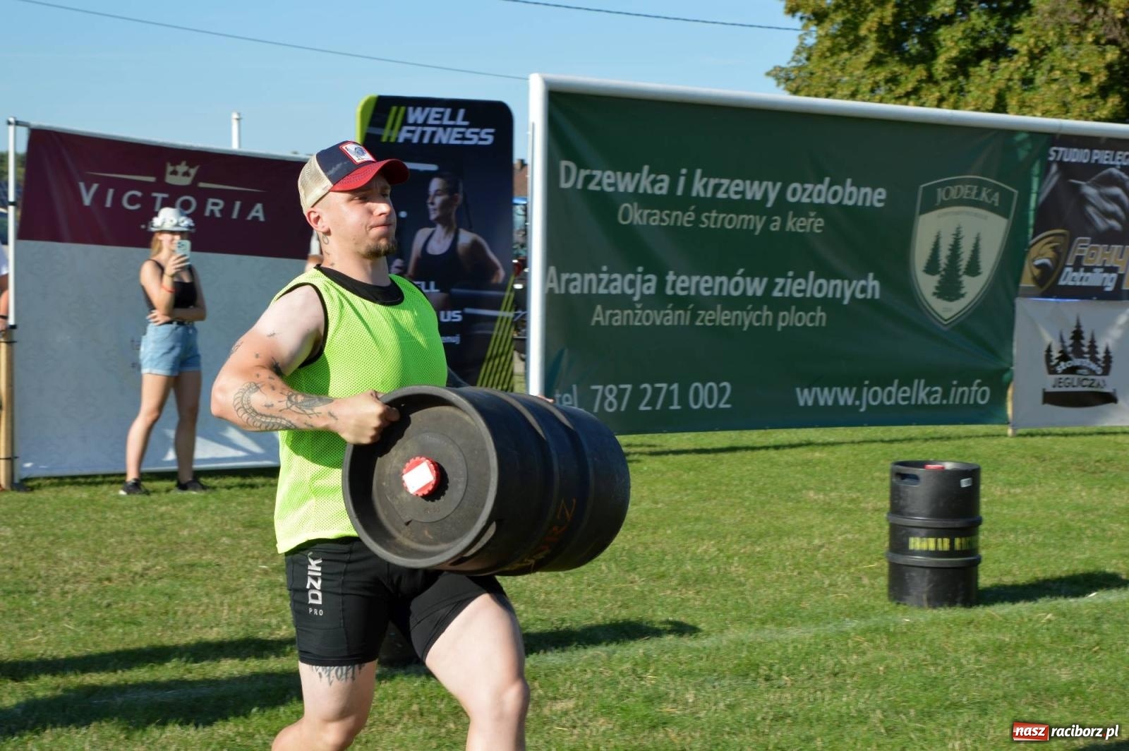 Zdjęcie w galerii na portalu naszraciborz.pl: W farmerach siła, czyli BamberParty 2023 w Grzegorzowicach [FOTO i WIDEO] wiadomości z regionu