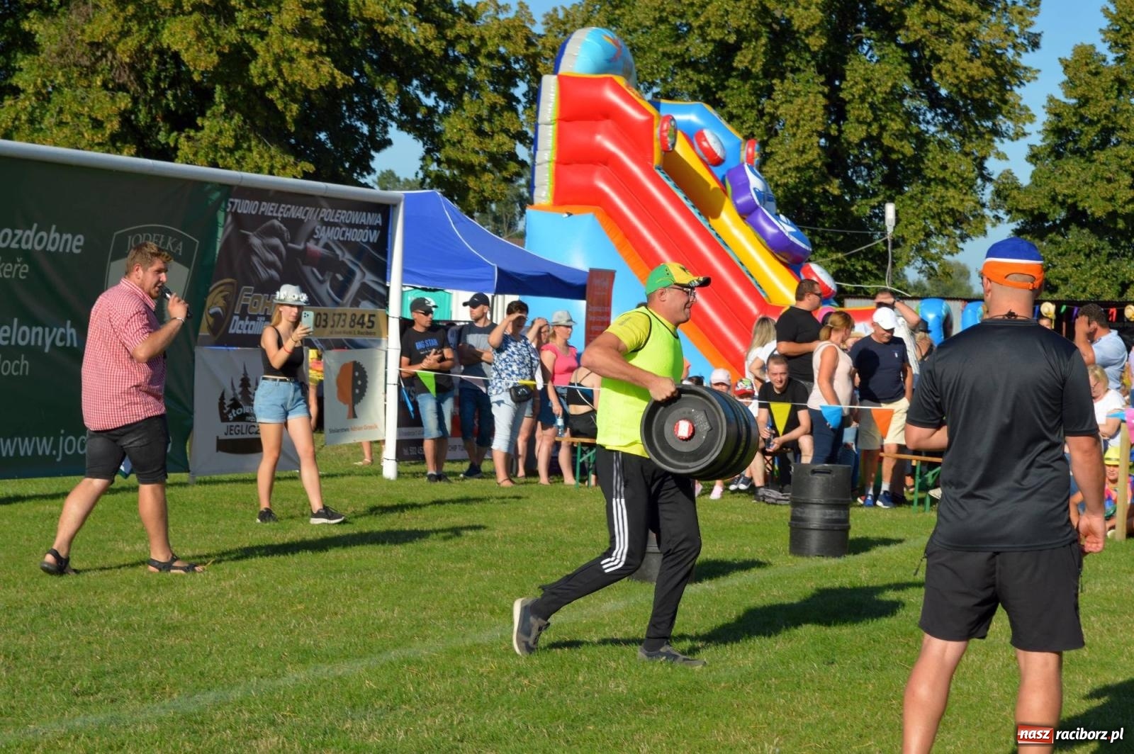 Zdjęcie w galerii na portalu naszraciborz.pl: W farmerach siła, czyli BamberParty 2023 w Grzegorzowicach [FOTO i WIDEO] wiadomości z regionu