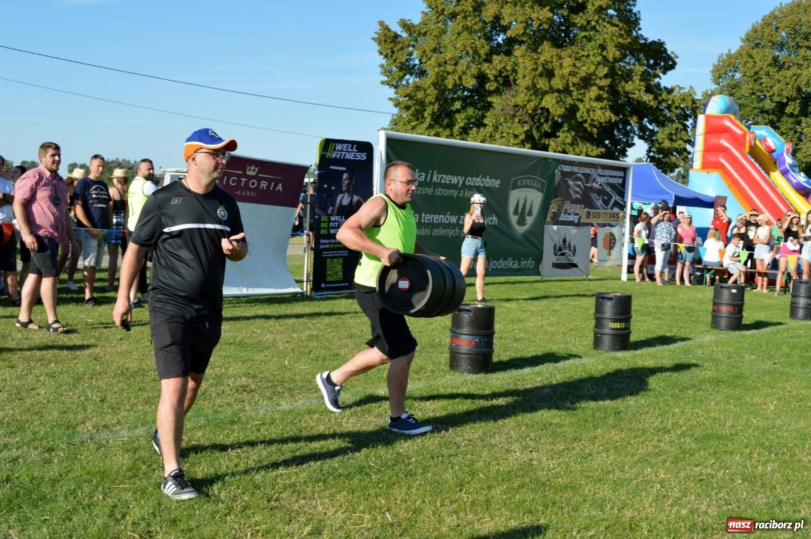 Zdjęcie w galerii na portalu naszraciborz.pl: W farmerach siła, czyli BamberParty 2023 w Grzegorzowicach [FOTO i WIDEO] wiadomości z regionu