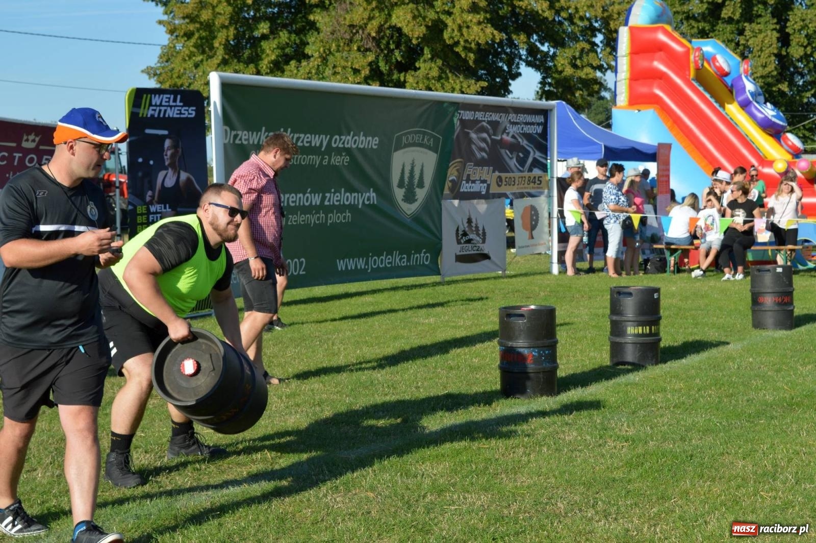 Zdjęcie w galerii na portalu naszraciborz.pl: W farmerach siła, czyli BamberParty 2023 w Grzegorzowicach [FOTO i WIDEO] wiadomości z regionu