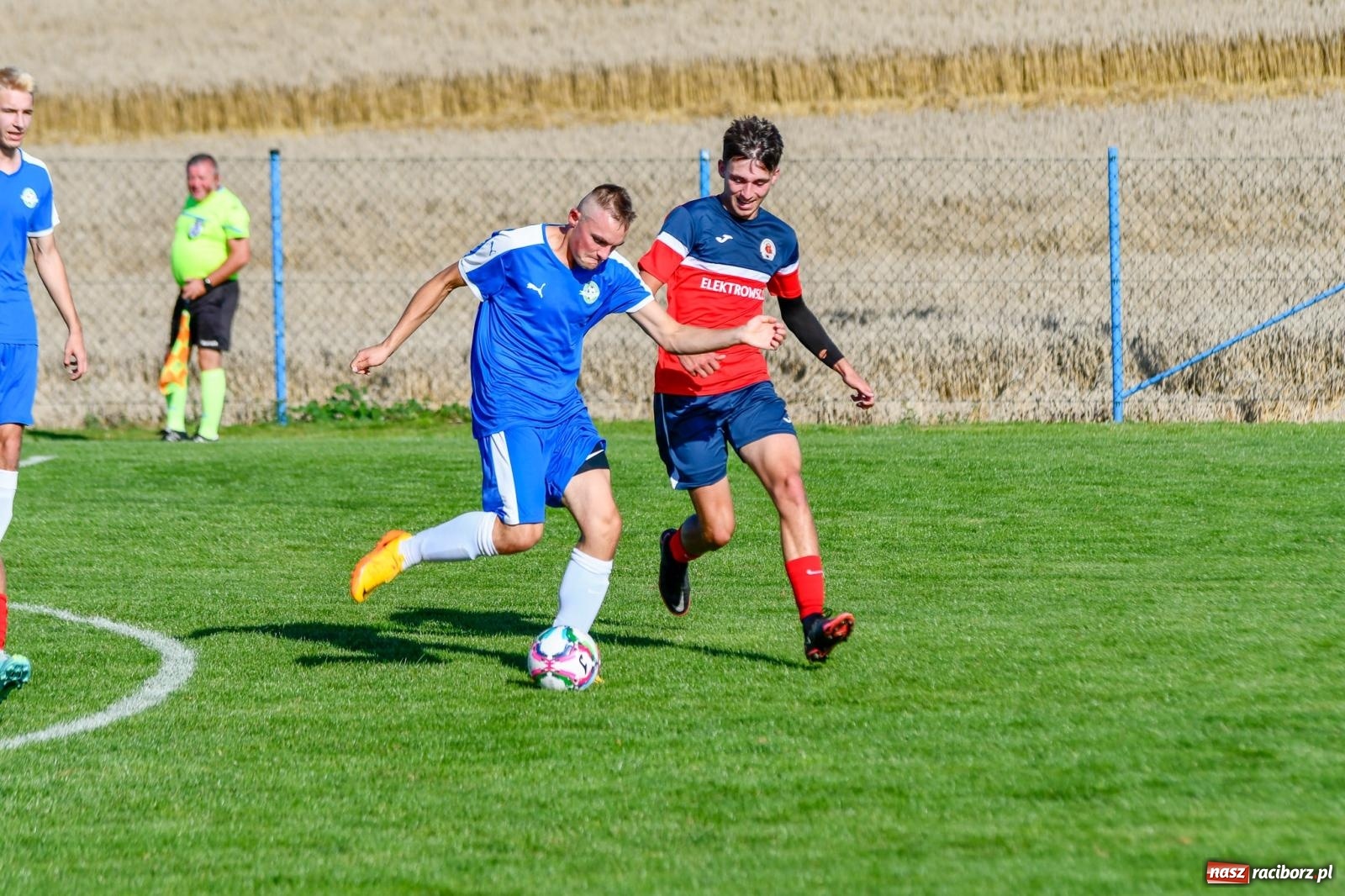 Zdjęcie w galerii na portalu naszraciborz.pl: Pietraszyn pokonał Krzanowice w debiucie w A klasie [FOTO] wiadomości z regionu