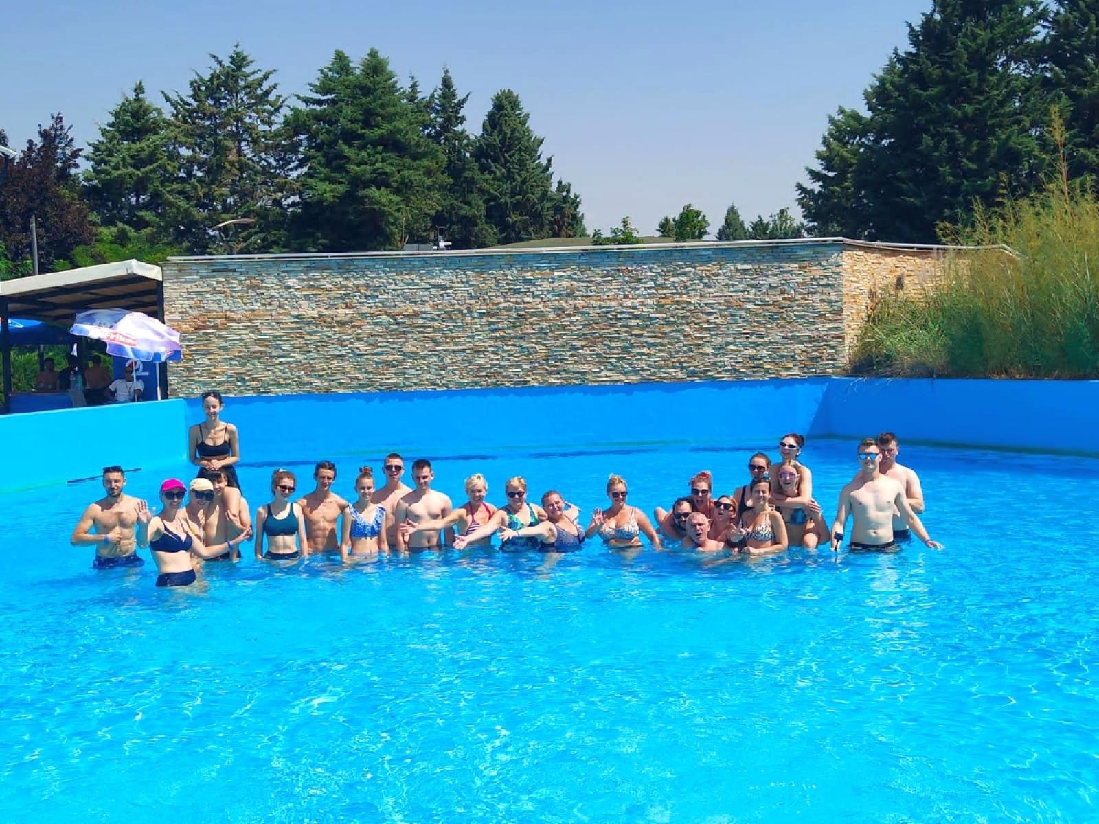 Zdjęcie w galerii na portalu naszraciborz.pl: Raciborzanie tańczyli w Macedonii i Albanii wiadomości z regionu