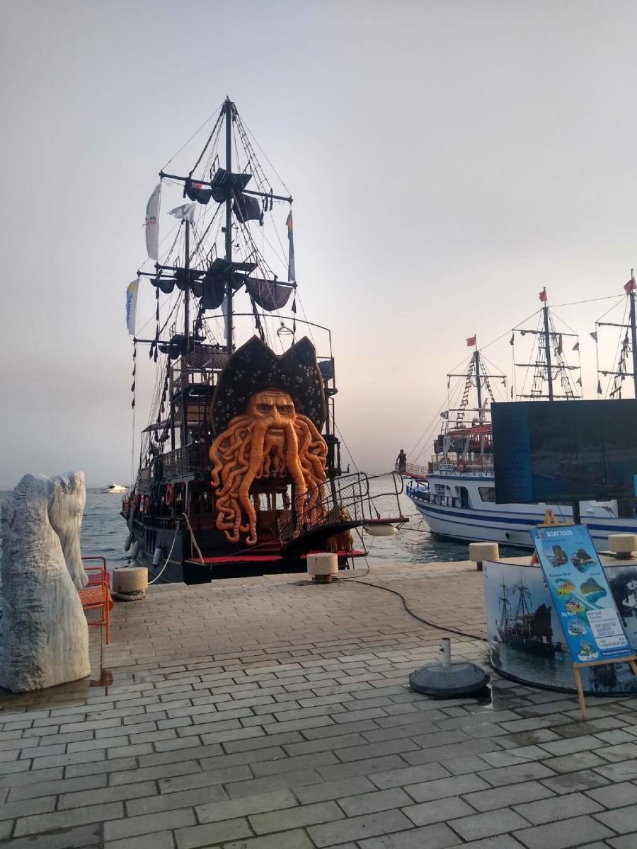 Zdjęcie w galerii na portalu naszraciborz.pl: Raciborzanie tańczyli w Macedonii i Albanii wiadomości z regionu