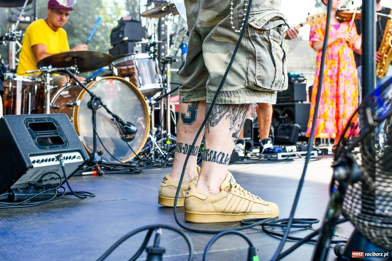 Zdjęcie w galerii na portalu naszraciborz.pl: Chill&Grill z mundurowymi w Raciborzu. Przyszło kilka tysięcy ludzi wiadomości z regionu