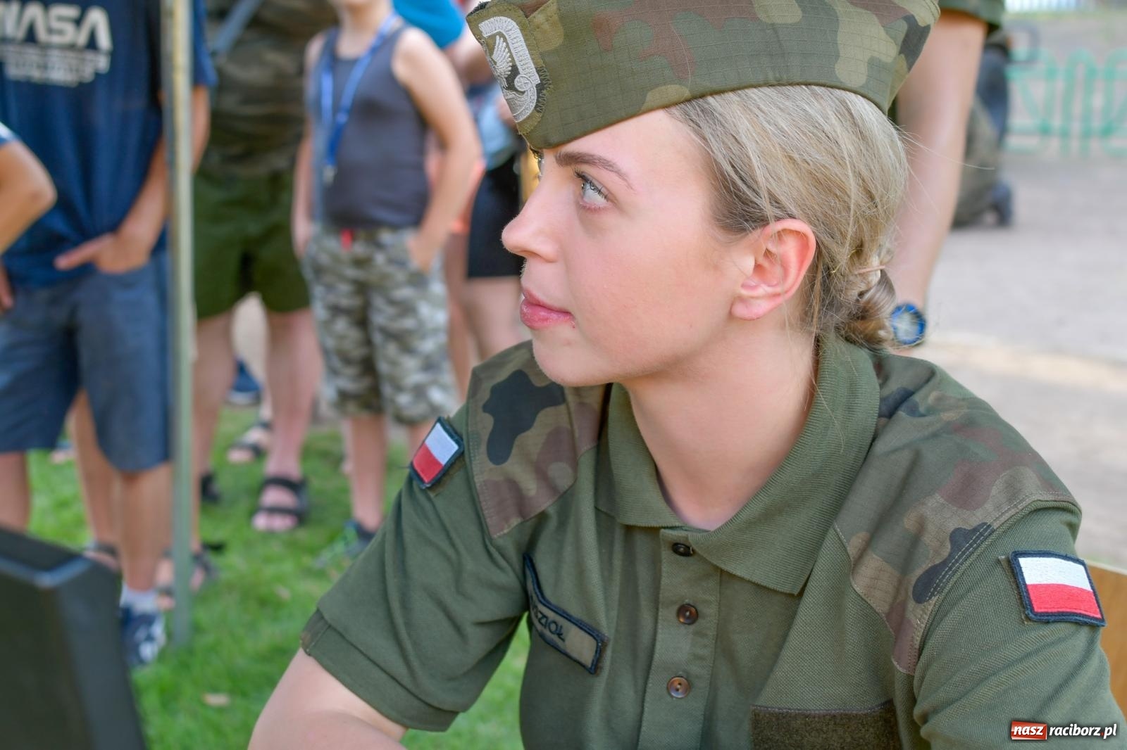 Zdjęcie w galerii na portalu naszraciborz.pl: Chill&Grill z mundurowymi w Raciborzu. Przyszło kilka tysięcy ludzi wiadomości z regionu