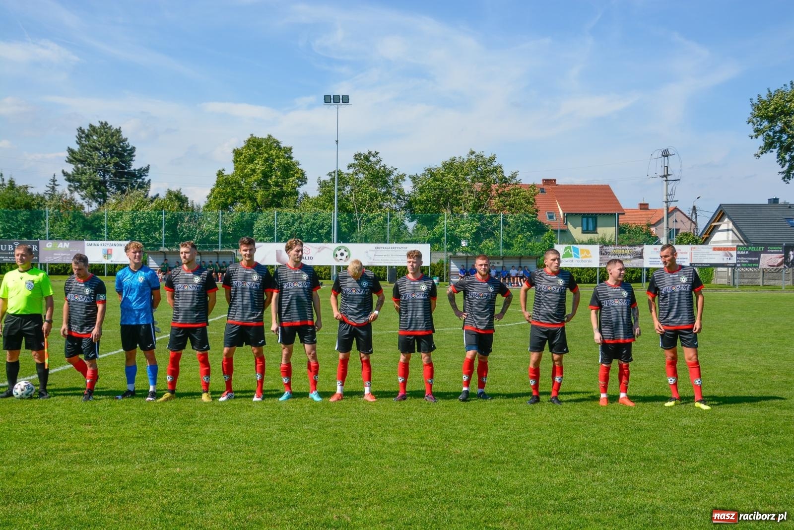 Zdjęcie w galerii na portalu naszraciborz.pl: Górale odprawieni z kwitkiem. Tworków z kompletem punktów na starcie w IV lidze wiadomości z regionu