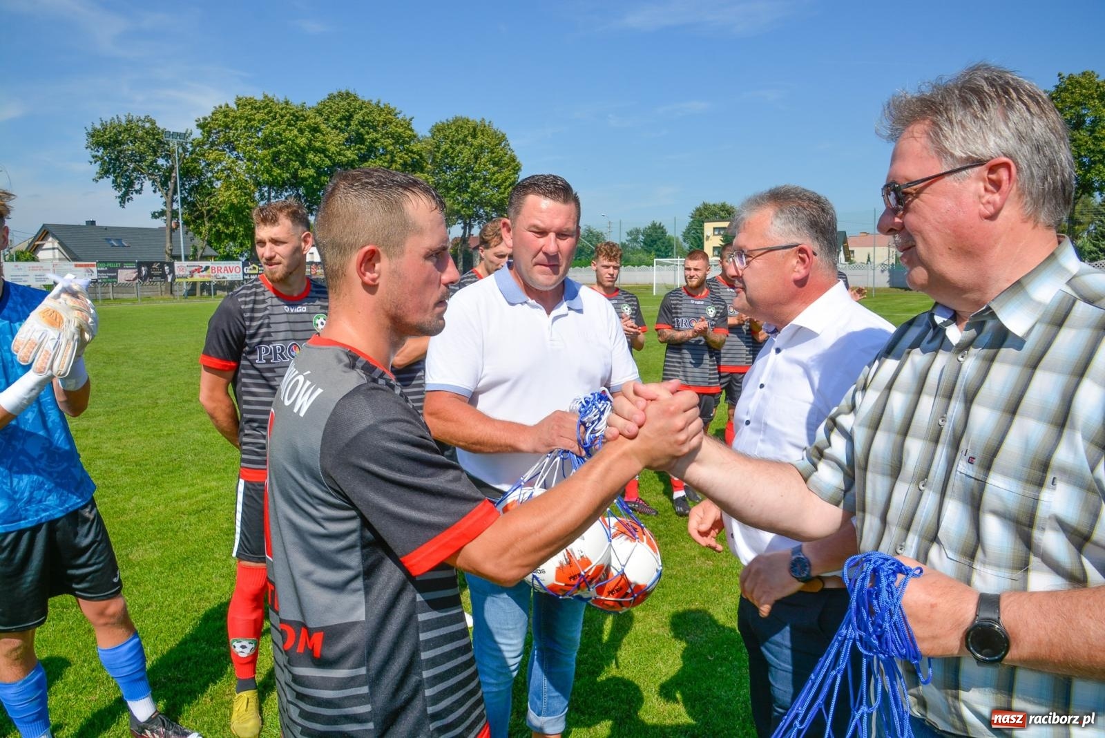 Zdjęcie w galerii na portalu naszraciborz.pl: Górale odprawieni z kwitkiem. Tworków z kompletem punktów na starcie w IV lidze wiadomości z regionu