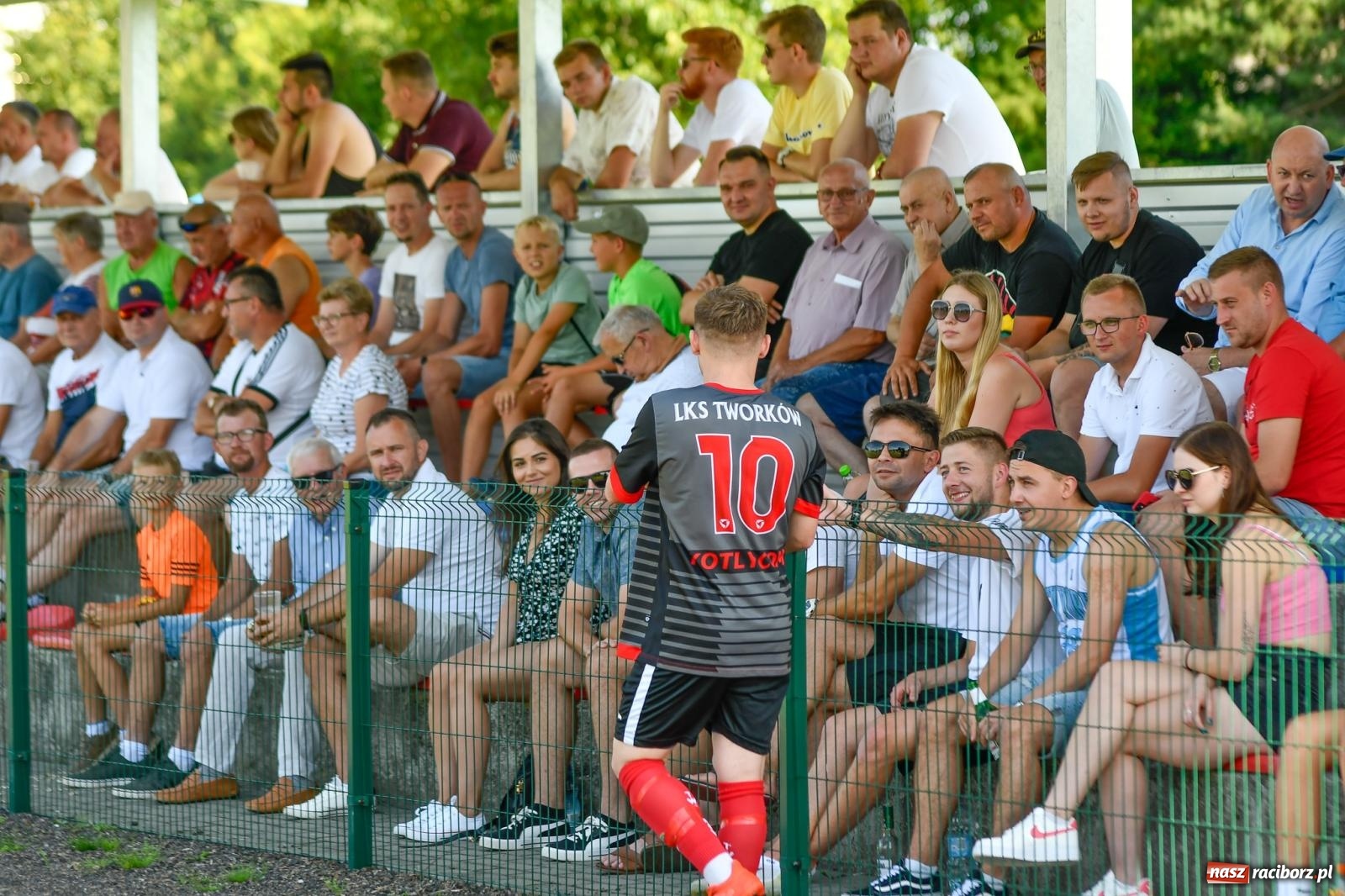 Zdjęcie w galerii na portalu naszraciborz.pl: Górale odprawieni z kwitkiem. Tworków z kompletem punktów na starcie w IV lidze wiadomości z regionu