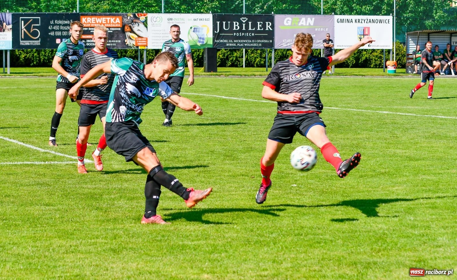 Zdjęcie w galerii na portalu naszraciborz.pl: Górale odprawieni z kwitkiem. Tworków z kompletem punktów na starcie w IV lidze wiadomości z regionu