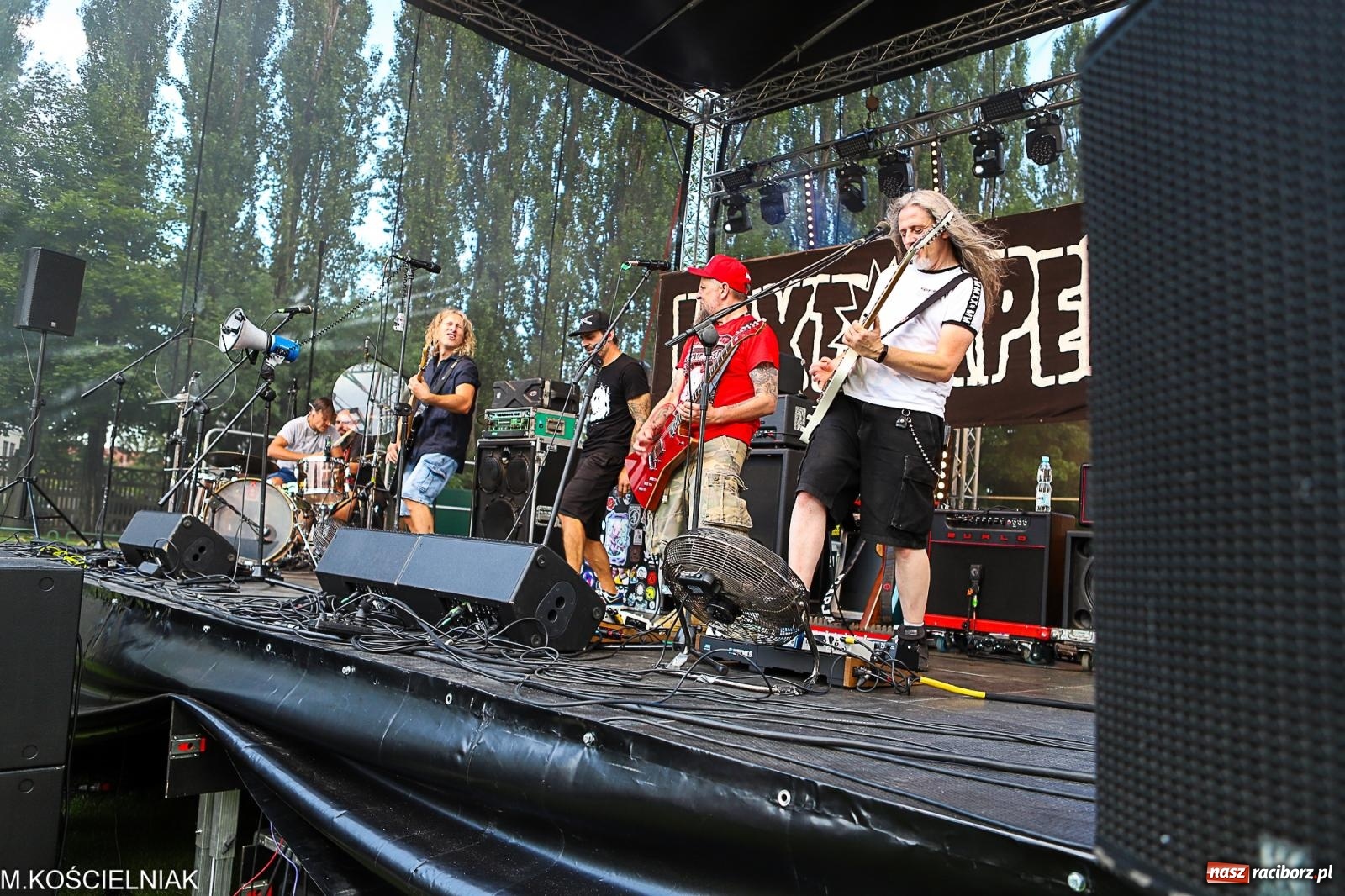Zdjęcie w galerii na portalu naszraciborz.pl: LITZA i spółka. Luxtorpeda znów w Raciborzu [FOTO i WIDEO] wiadomości z regionu