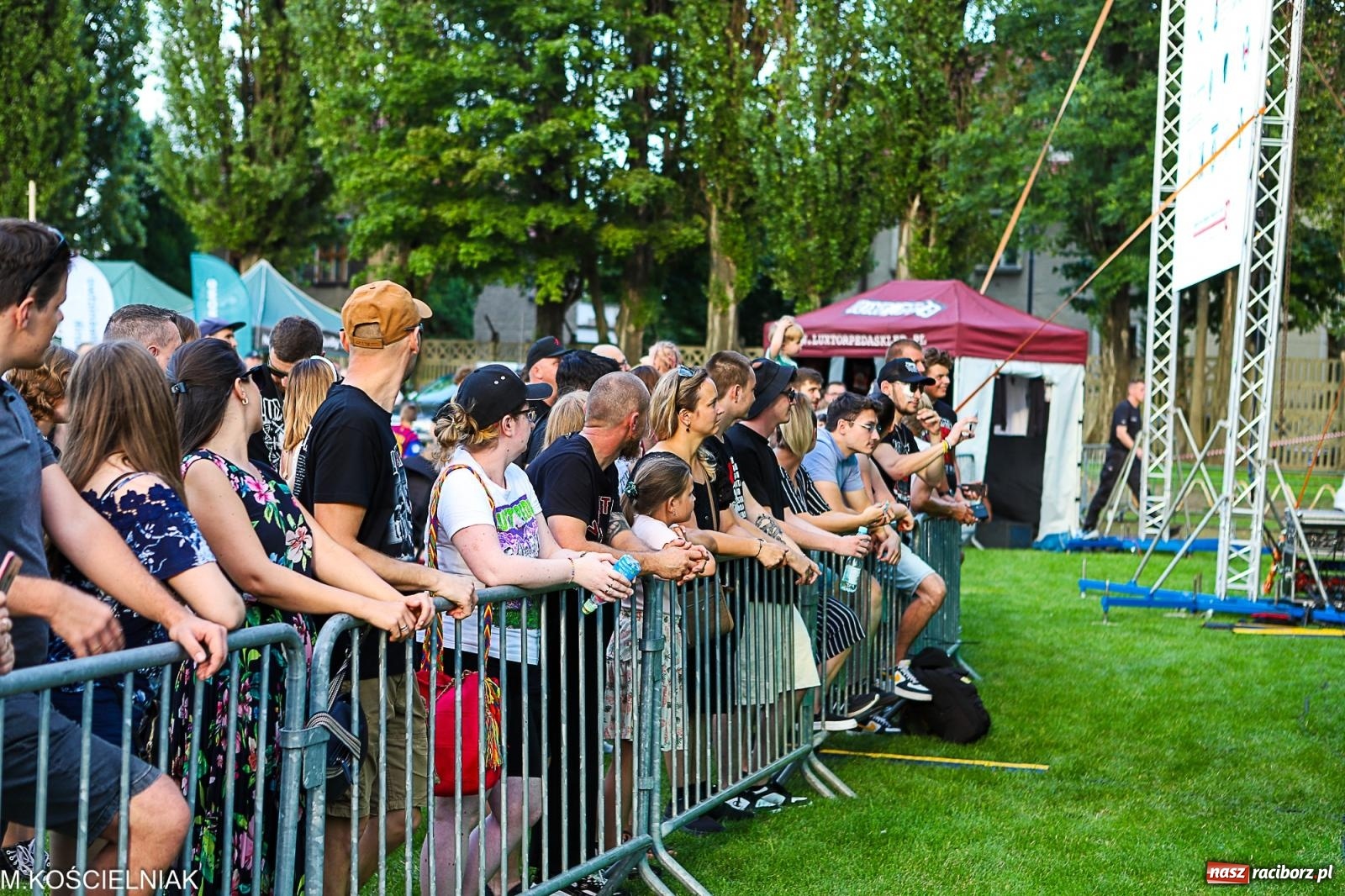 Zdjęcie w galerii na portalu naszraciborz.pl: LITZA i spółka. Luxtorpeda znów w Raciborzu [FOTO i WIDEO] wiadomości z regionu