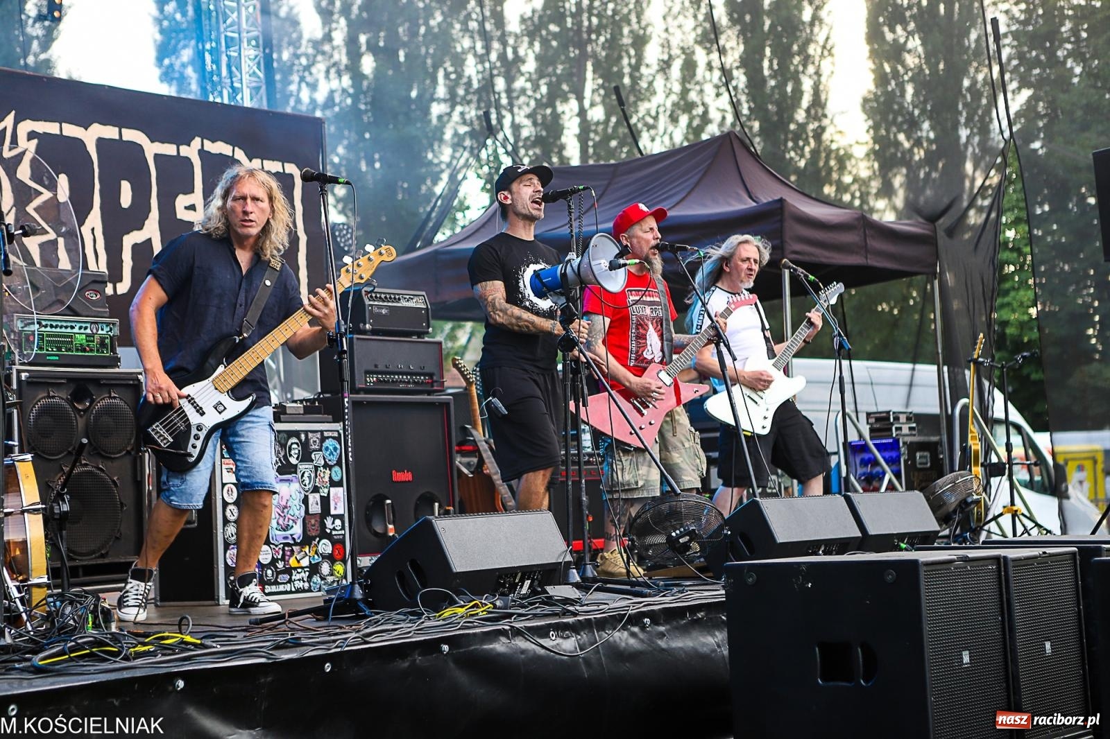Zdjęcie w galerii na portalu naszraciborz.pl: LITZA i spółka. Luxtorpeda znów w Raciborzu [FOTO i WIDEO] wiadomości z regionu