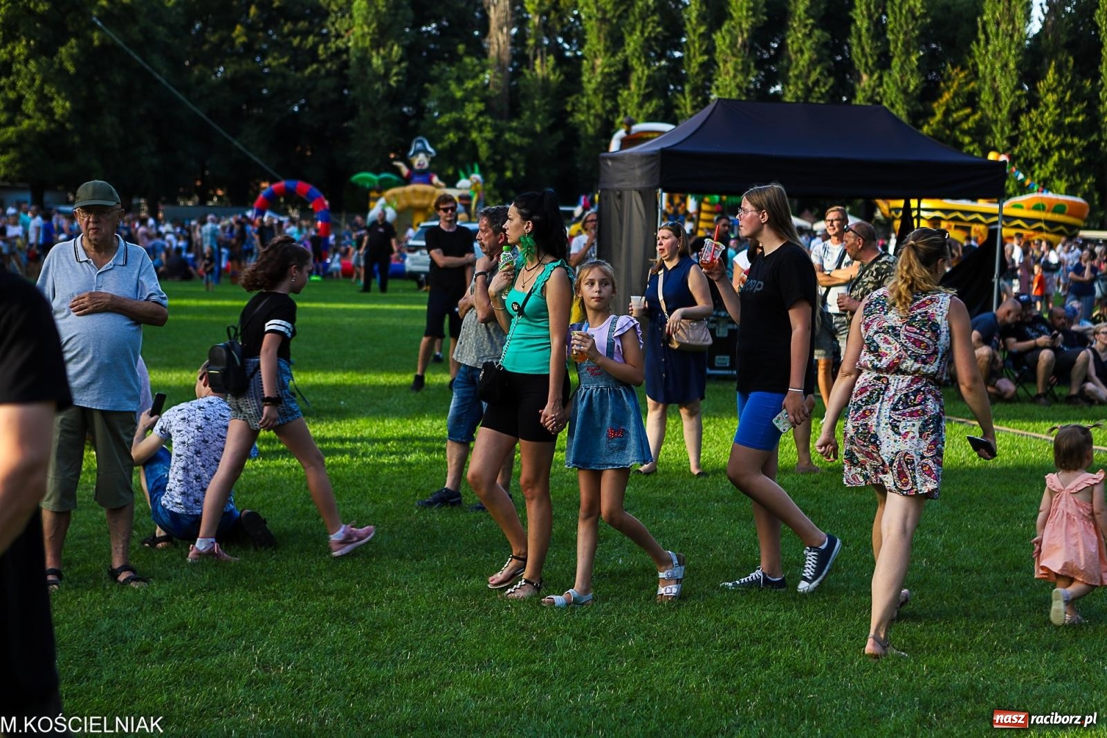 Zdjęcie w galerii na portalu naszraciborz.pl: LITZA i spółka. Luxtorpeda znów w Raciborzu [FOTO i WIDEO] wiadomości z regionu