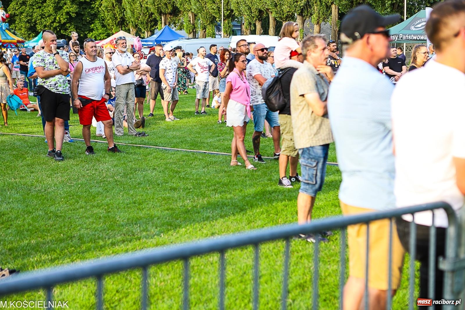 Zdjęcie w galerii na portalu naszraciborz.pl: LITZA i spółka. Luxtorpeda znów w Raciborzu [FOTO i WIDEO] wiadomości z regionu