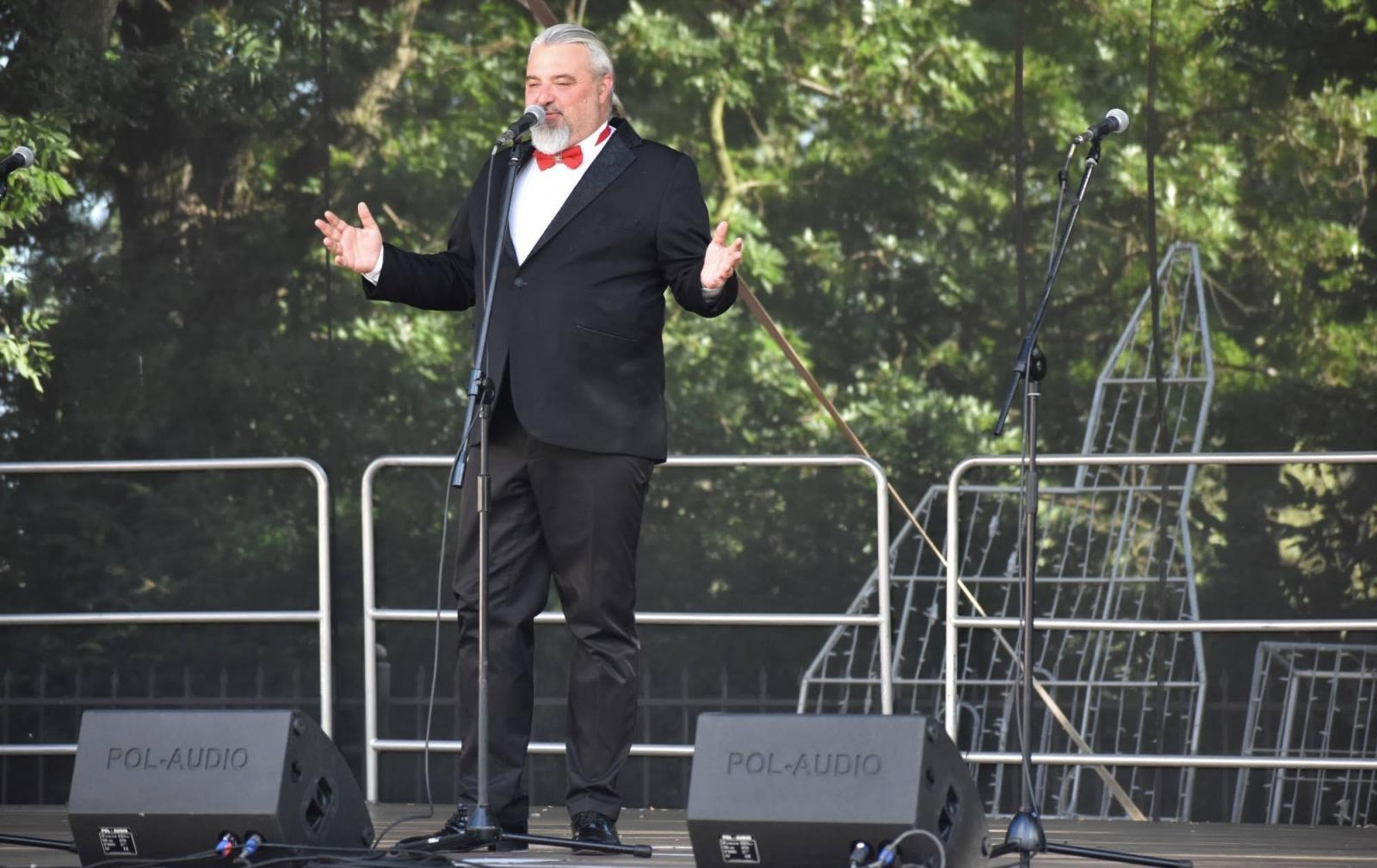 Zdjęcie w galerii na portalu naszraciborz.pl: Trzej Tenorzy zaśpiewali na Zamku Piastowskim wiadomości z regionu