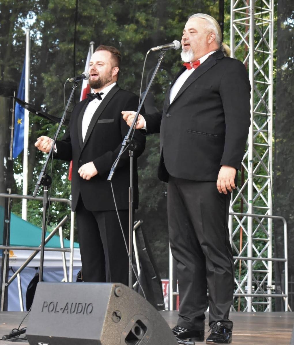 Zdjęcie w galerii na portalu naszraciborz.pl: Trzej Tenorzy zaśpiewali na Zamku Piastowskim wiadomości z regionu