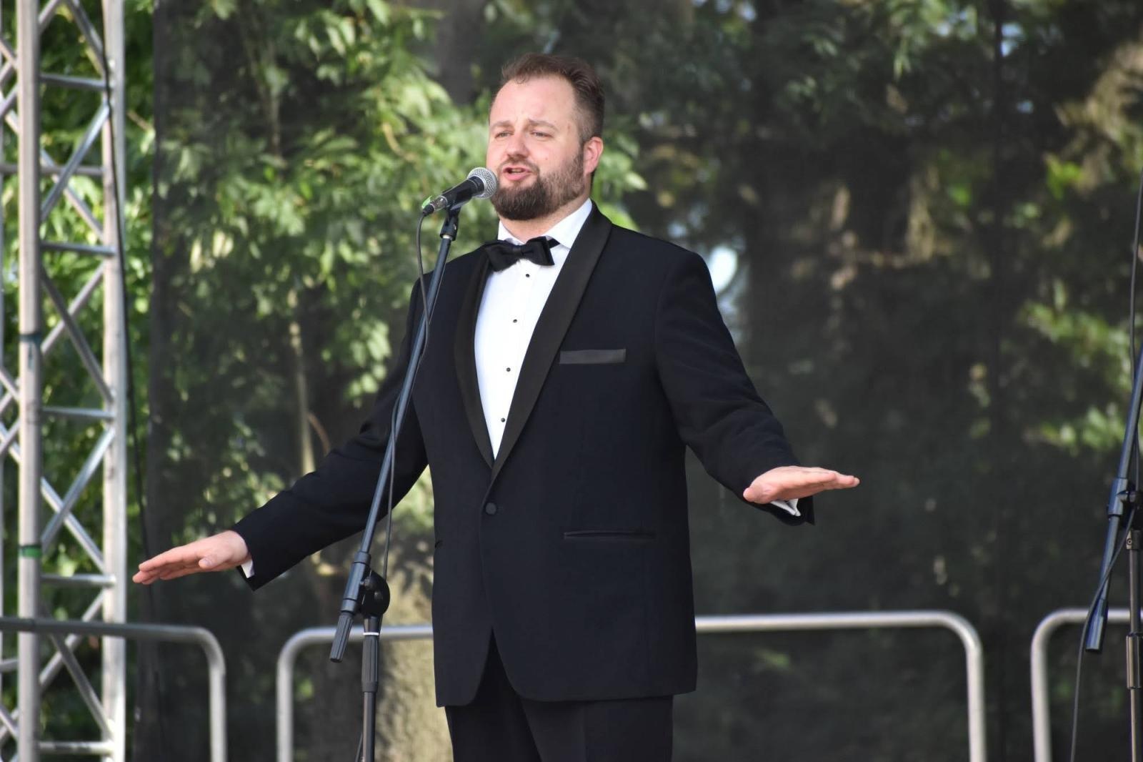 Zdjęcie w galerii na portalu naszraciborz.pl: Trzej Tenorzy zaśpiewali na Zamku Piastowskim wiadomości z regionu