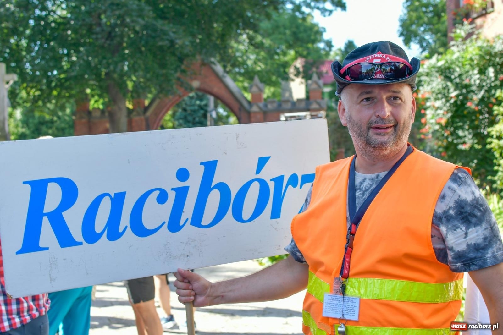Zdjęcie w galerii na portalu naszraciborz.pl: Wyruszyła raciborska pielgrzymka na Jasną Górę [FOTO i WIDEO] wiadomości z regionu