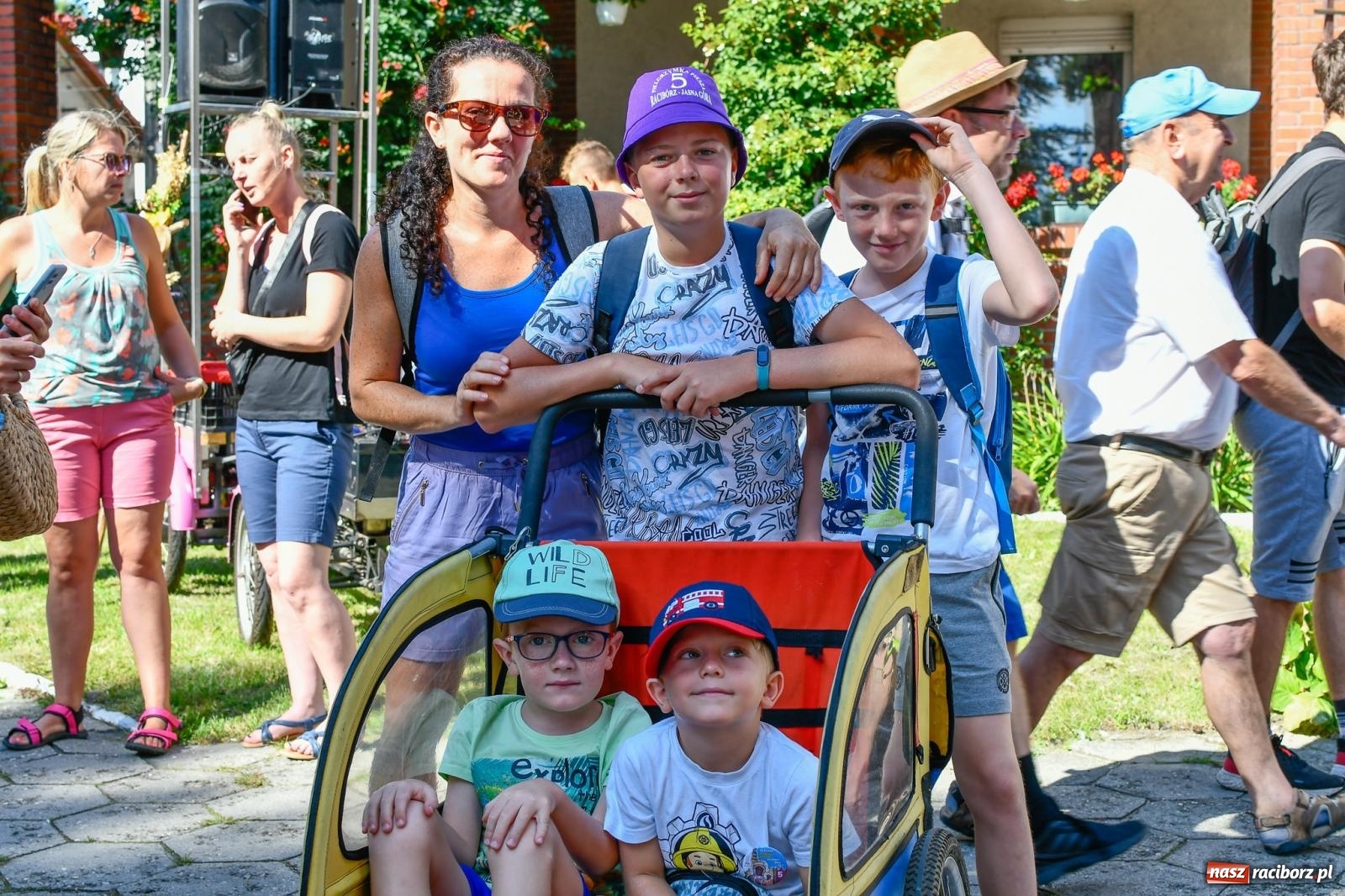 Zdjęcie w galerii na portalu naszraciborz.pl: Wyruszyła raciborska pielgrzymka na Jasną Górę [FOTO i WIDEO] wiadomości z regionu