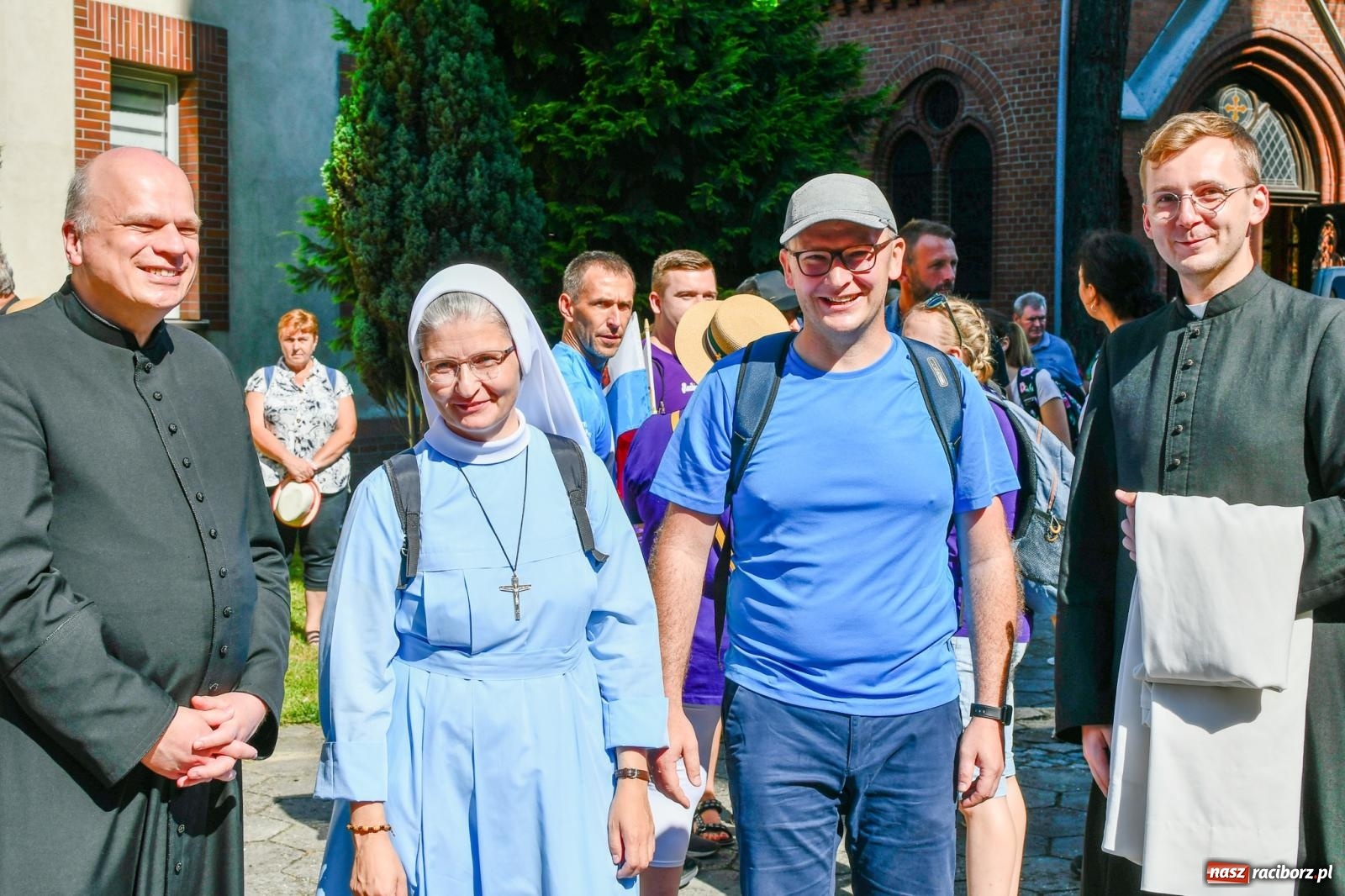 Zdjęcie w galerii na portalu naszraciborz.pl: Wyruszyła raciborska pielgrzymka na Jasną Górę [FOTO i WIDEO] wiadomości z regionu