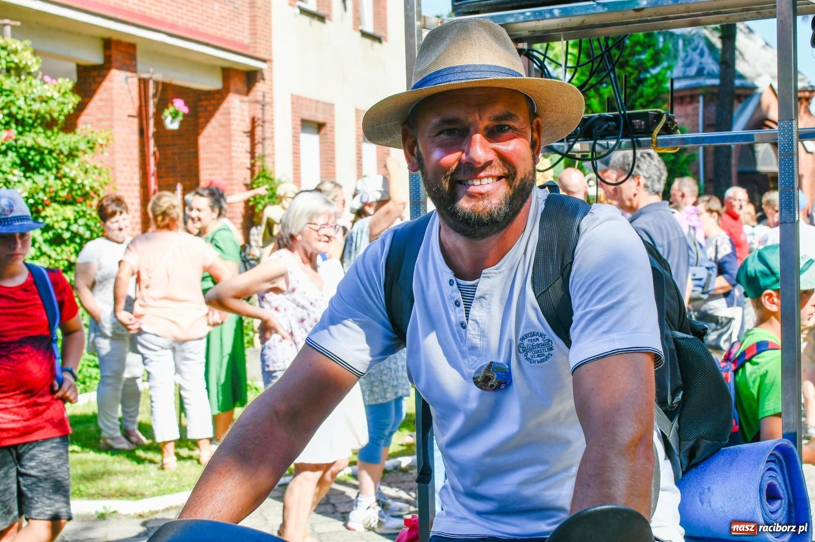 Zdjęcie w galerii na portalu naszraciborz.pl: Wyruszyła raciborska pielgrzymka na Jasną Górę [FOTO i WIDEO] wiadomości z regionu