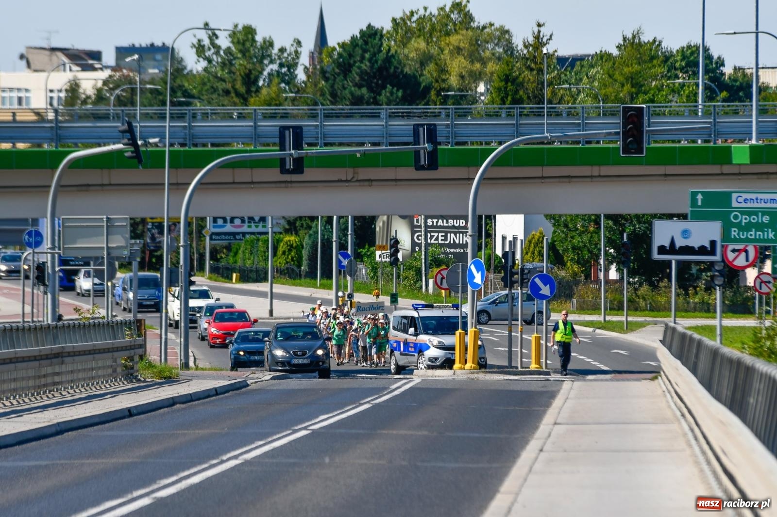 Zdjęcie w galerii na portalu naszraciborz.pl: Wyruszyła raciborska pielgrzymka na Jasną Górę [FOTO i WIDEO] wiadomości z regionu
