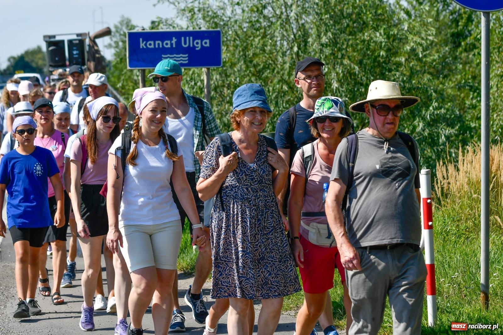 Zdjęcie w galerii na portalu naszraciborz.pl: Wyruszyła raciborska pielgrzymka na Jasną Górę [FOTO i WIDEO] wiadomości z regionu