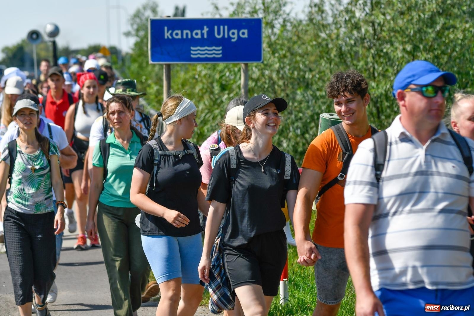 Zdjęcie w galerii na portalu naszraciborz.pl: Wyruszyła raciborska pielgrzymka na Jasną Górę [FOTO i WIDEO] wiadomości z regionu