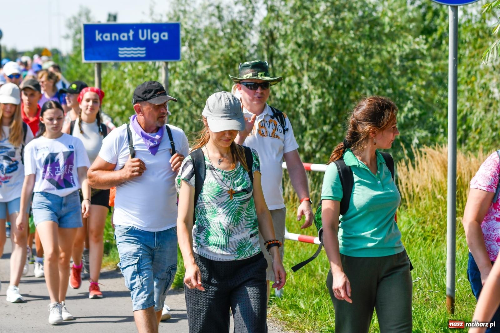 Zdjęcie w galerii na portalu naszraciborz.pl: Wyruszyła raciborska pielgrzymka na Jasną Górę [FOTO i WIDEO] wiadomości z regionu