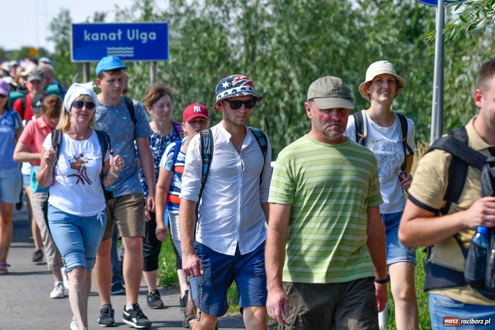 Zdjęcie w galerii na portalu naszraciborz.pl: Wyruszyła raciborska pielgrzymka na Jasną Górę [FOTO i WIDEO] wiadomości z regionu