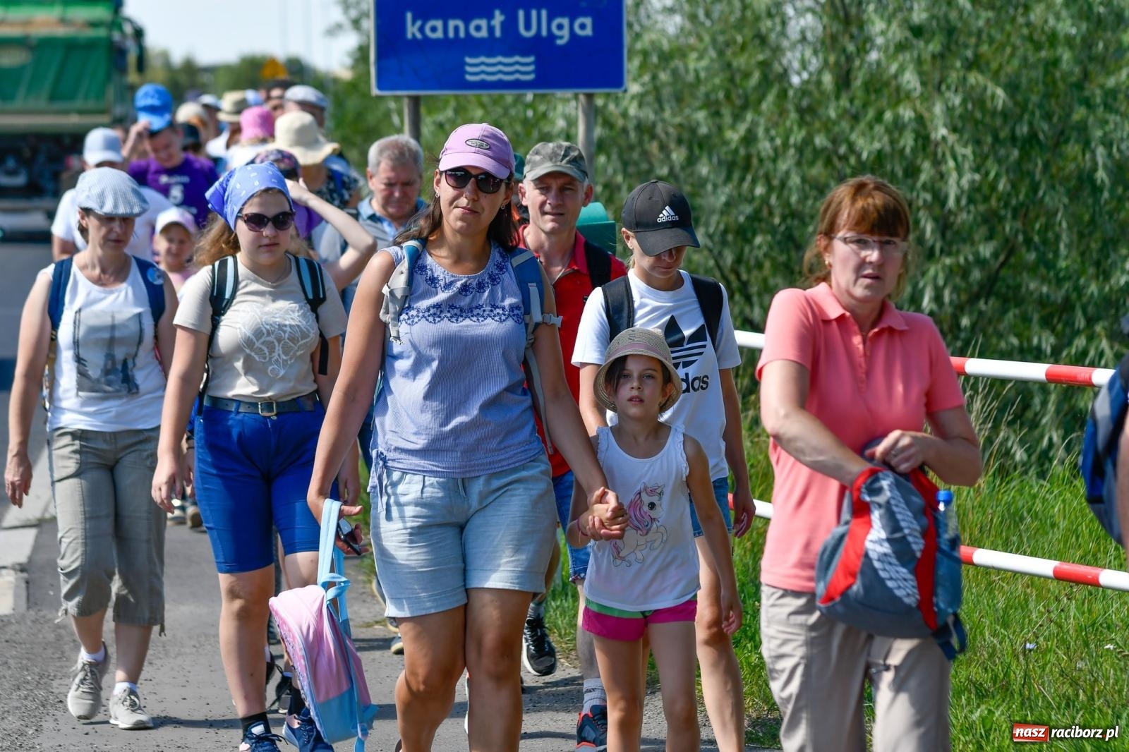Zdjęcie w galerii na portalu naszraciborz.pl: Wyruszyła raciborska pielgrzymka na Jasną Górę [FOTO i WIDEO] wiadomości z regionu