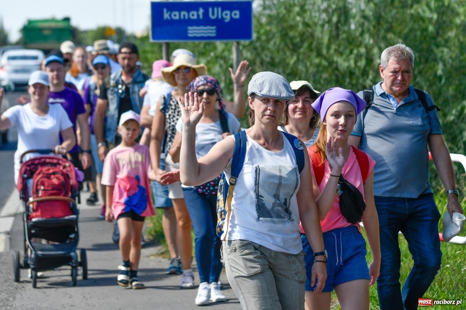 Zdjęcie w galerii na portalu naszraciborz.pl: Wyruszyła raciborska pielgrzymka na Jasną Górę [FOTO i WIDEO] wiadomości z regionu