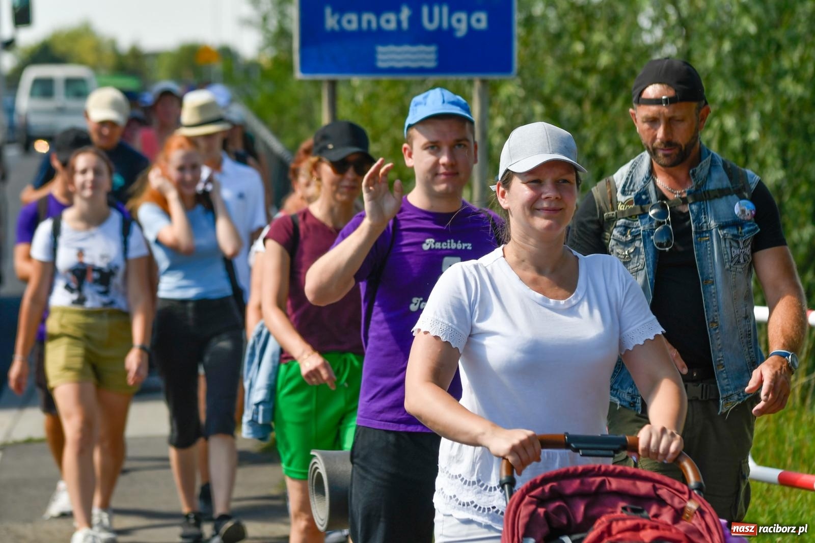 Zdjęcie w galerii na portalu naszraciborz.pl: Wyruszyła raciborska pielgrzymka na Jasną Górę [FOTO i WIDEO] wiadomości z regionu