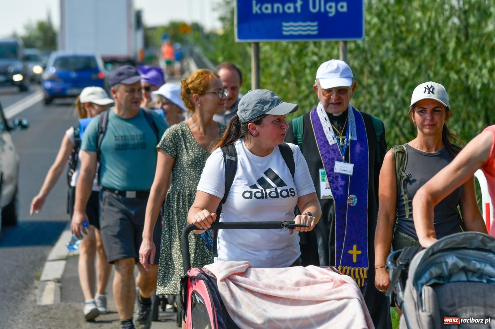 Zdjęcie w galerii na portalu naszraciborz.pl: Wyruszyła raciborska pielgrzymka na Jasną Górę [FOTO i WIDEO] wiadomości z regionu
