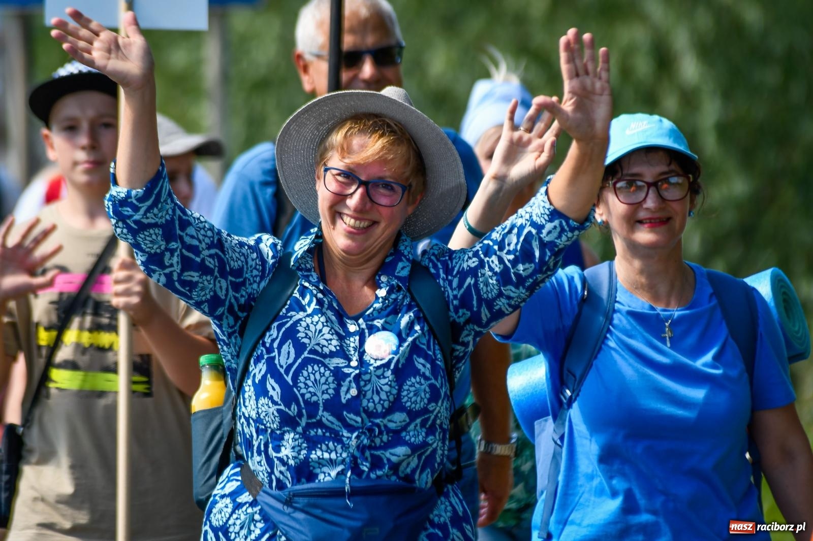 Zdjęcie w galerii na portalu naszraciborz.pl: Wyruszyła raciborska pielgrzymka na Jasną Górę [FOTO i WIDEO] wiadomości z regionu