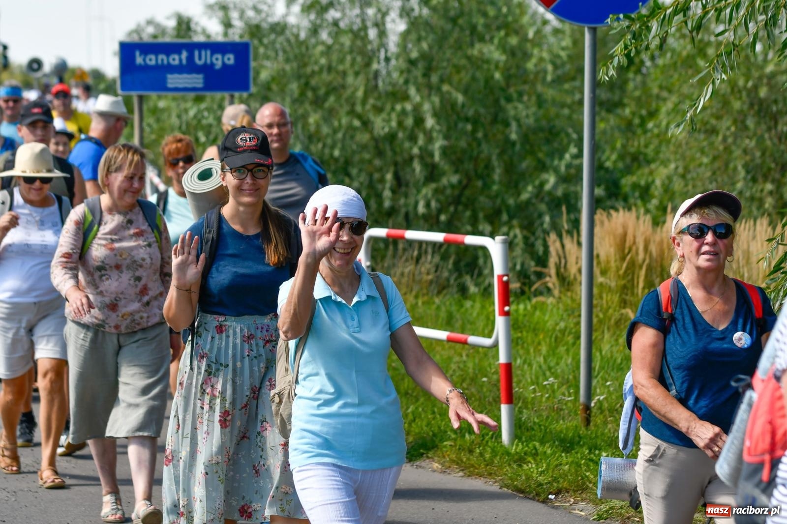 Zdjęcie w galerii na portalu naszraciborz.pl: Wyruszyła raciborska pielgrzymka na Jasną Górę [FOTO i WIDEO] wiadomości z regionu