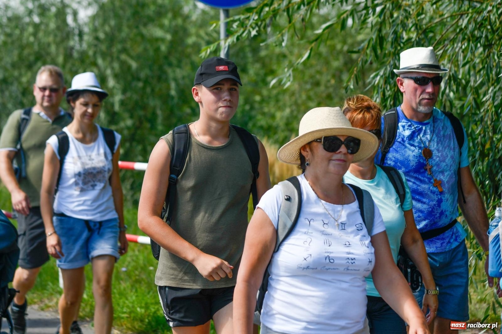 Zdjęcie w galerii na portalu naszraciborz.pl: Wyruszyła raciborska pielgrzymka na Jasną Górę [FOTO i WIDEO] wiadomości z regionu