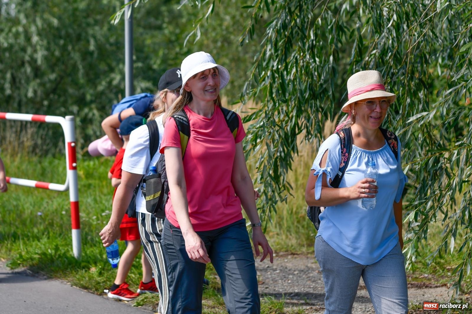 Zdjęcie w galerii na portalu naszraciborz.pl: Wyruszyła raciborska pielgrzymka na Jasną Górę [FOTO i WIDEO] wiadomości z regionu