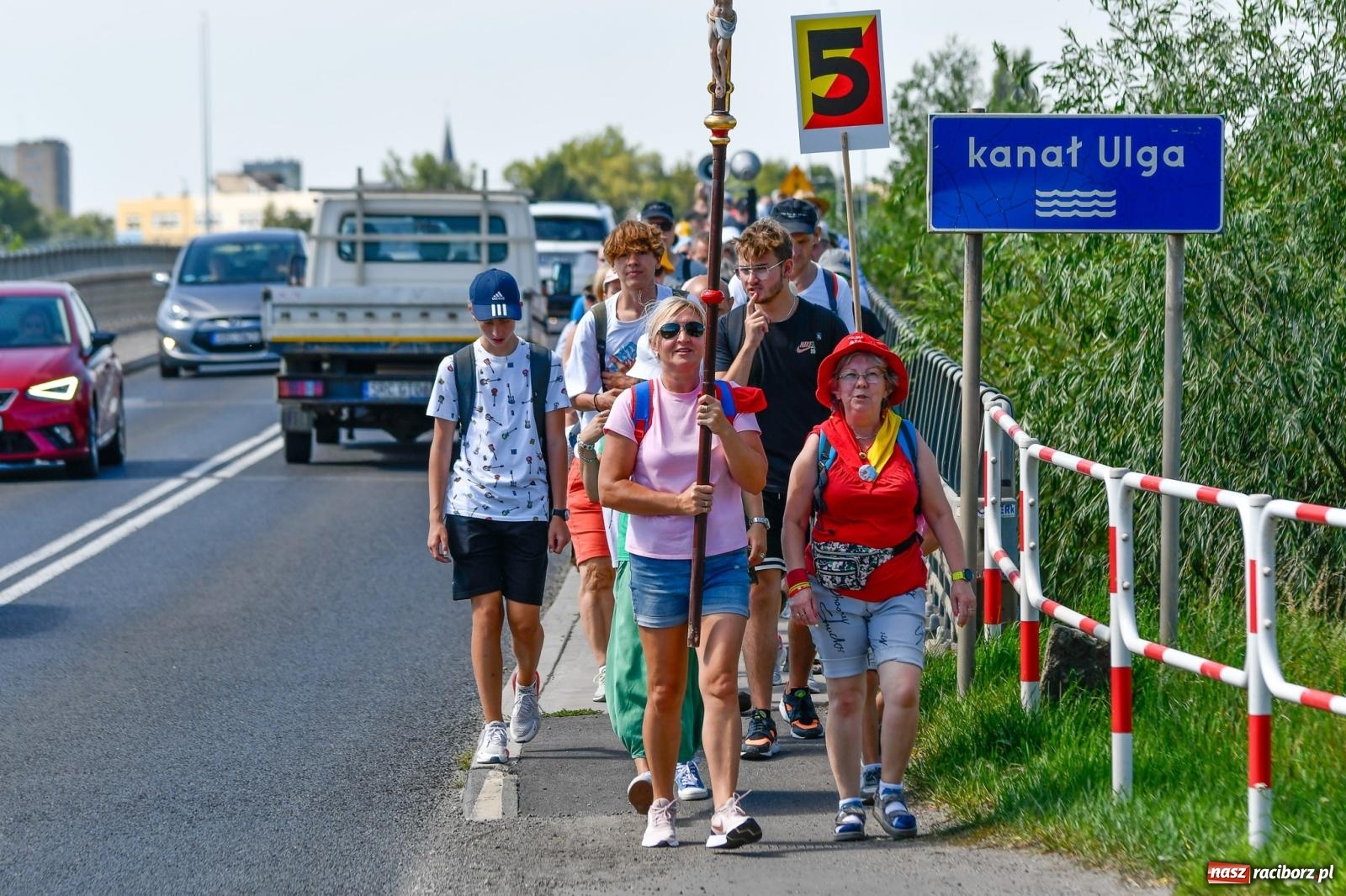 Zdjęcie w galerii na portalu naszraciborz.pl: Wyruszyła raciborska pielgrzymka na Jasną Górę [FOTO i WIDEO] wiadomości z regionu