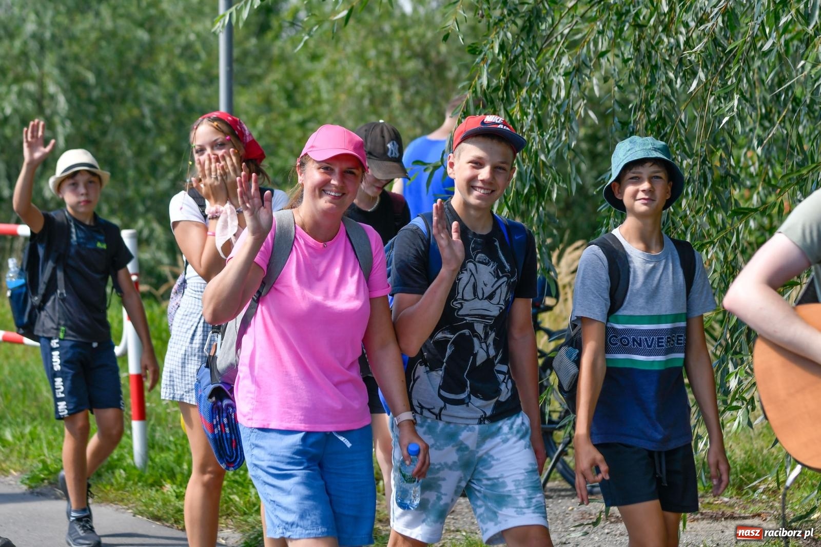 Zdjęcie w galerii na portalu naszraciborz.pl: Wyruszyła raciborska pielgrzymka na Jasną Górę [FOTO i WIDEO] wiadomości z regionu
