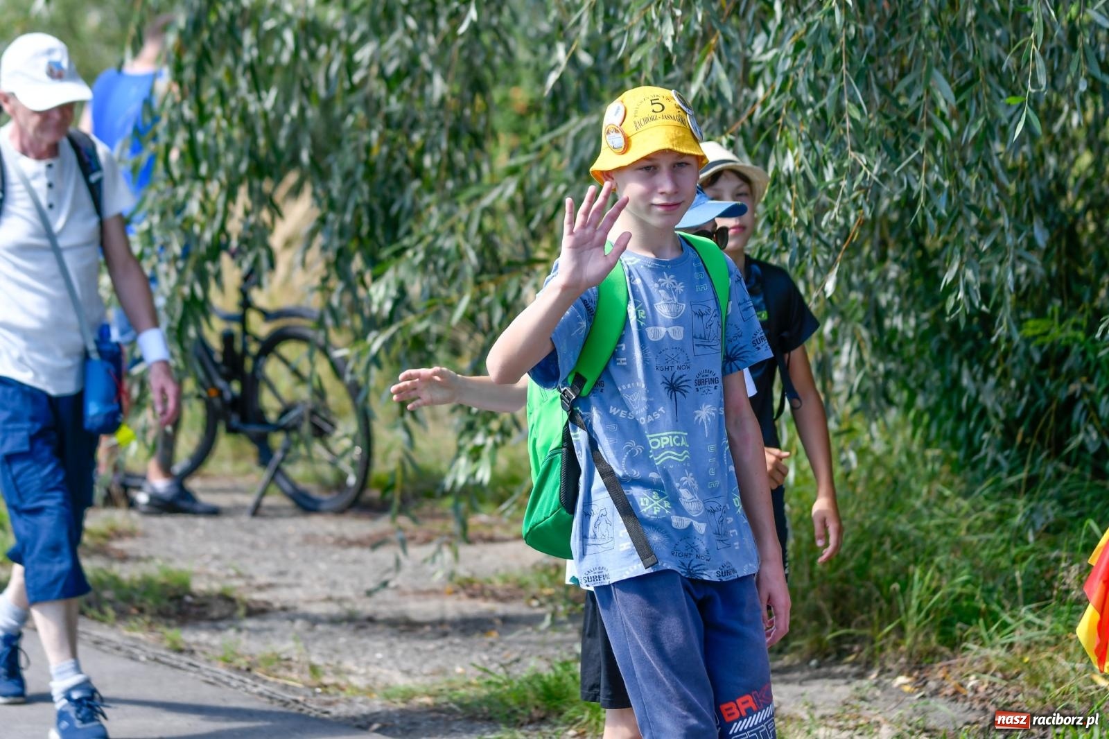 Zdjęcie w galerii na portalu naszraciborz.pl: Wyruszyła raciborska pielgrzymka na Jasną Górę [FOTO i WIDEO] wiadomości z regionu