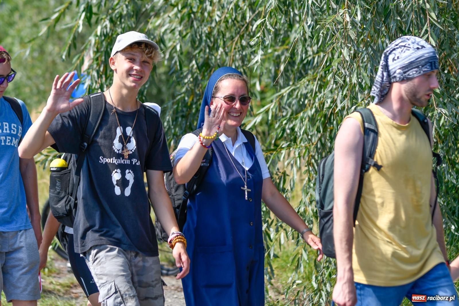 Zdjęcie w galerii na portalu naszraciborz.pl: Wyruszyła raciborska pielgrzymka na Jasną Górę [FOTO i WIDEO] wiadomości z regionu