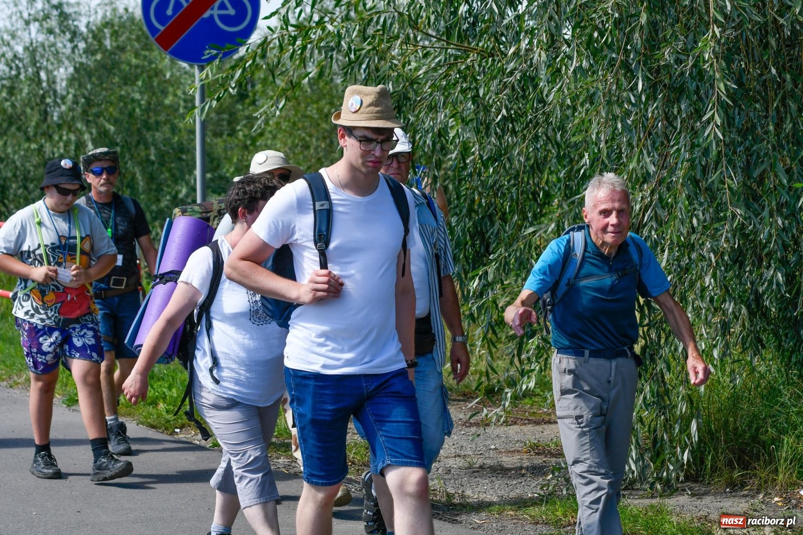Zdjęcie w galerii na portalu naszraciborz.pl: Wyruszyła raciborska pielgrzymka na Jasną Górę [FOTO i WIDEO] wiadomości z regionu