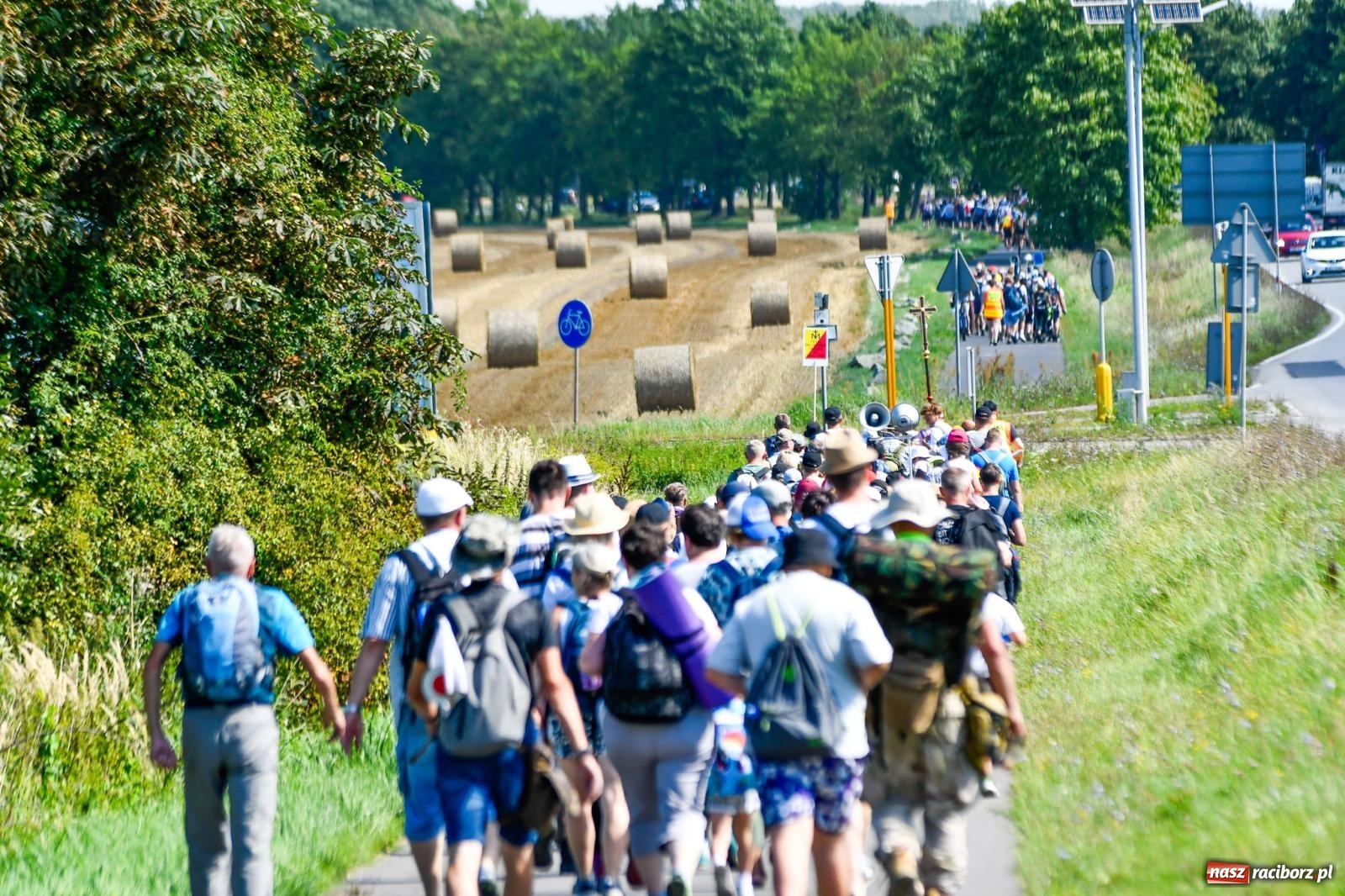 Zdjęcie w galerii na portalu naszraciborz.pl: Wyruszyła raciborska pielgrzymka na Jasną Górę [FOTO i WIDEO] wiadomości z regionu