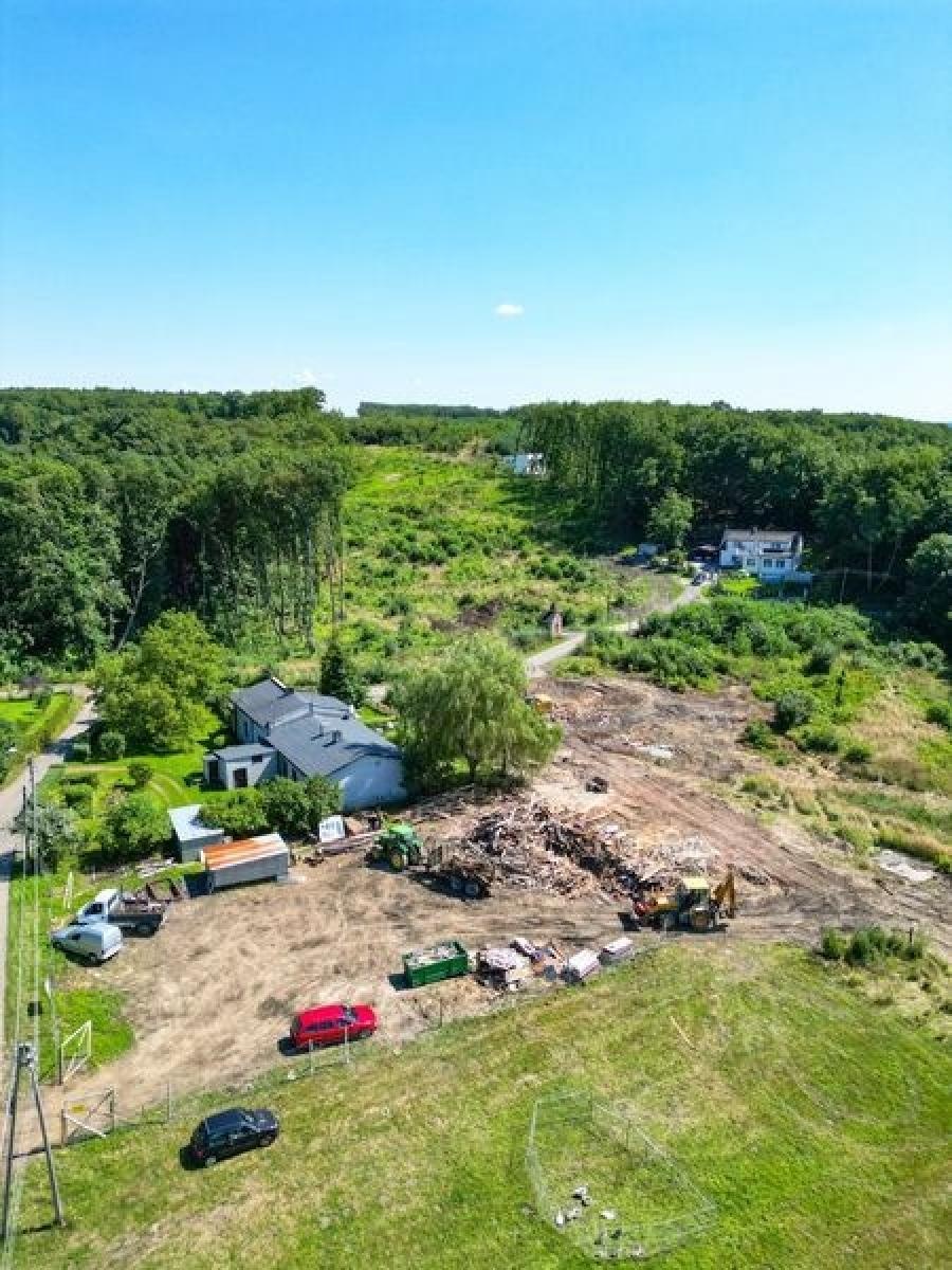 Zdjęcie w galerii na portalu naszraciborz.pl: Trwają wyburzenia pod drogę Racibórz-Pszczyna wiadomości z regionu