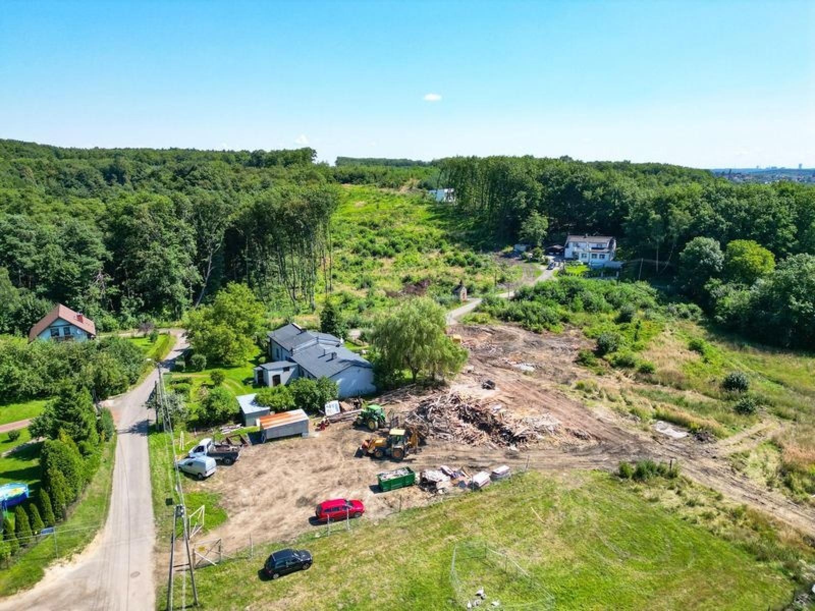 Zdjęcie w galerii na portalu naszraciborz.pl: Trwają wyburzenia pod drogę Racibórz-Pszczyna wiadomości z regionu