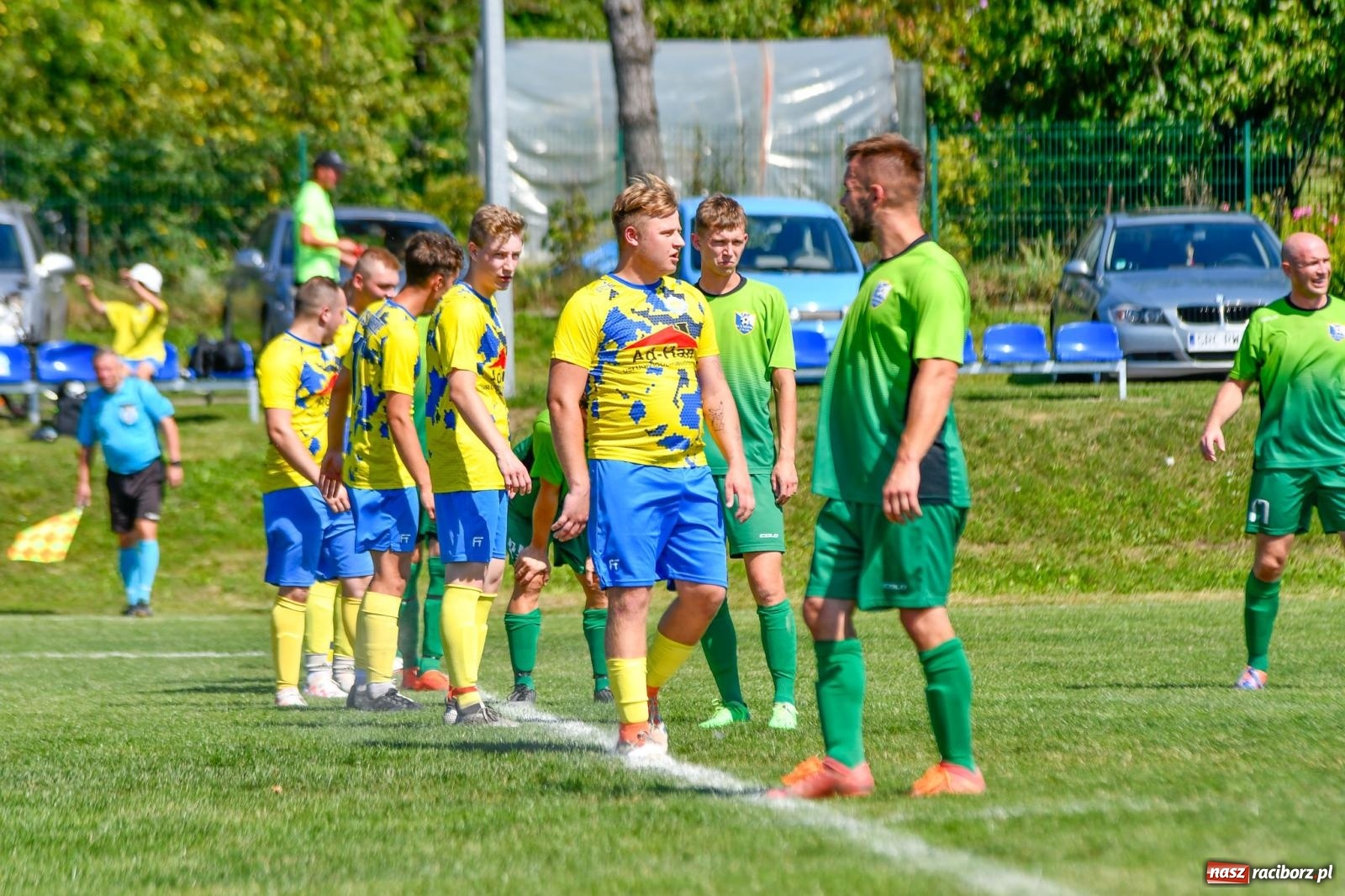 Zdjęcie w galerii na portalu naszraciborz.pl: Grad goli w Brzeziu. Gamów z trzema punktami wiadomości z regionu