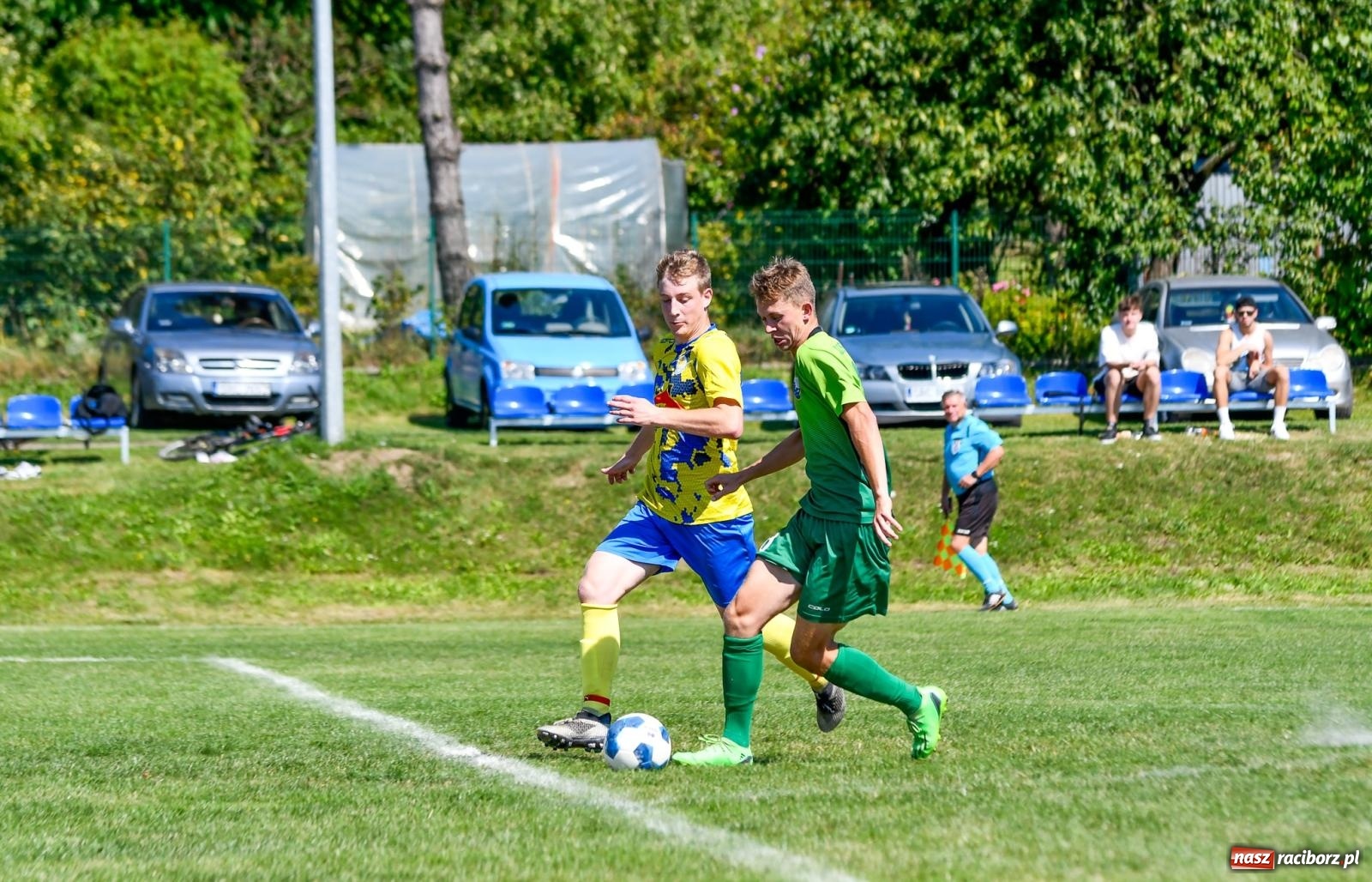 Zdjęcie w galerii na portalu naszraciborz.pl: Grad goli w Brzeziu. Gamów z trzema punktami wiadomości z regionu