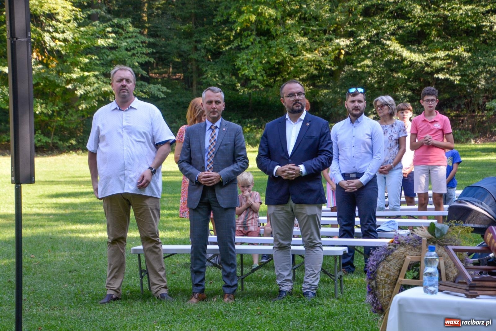 Zdjęcie w galerii na portalu naszraciborz.pl: Msza św. w intencji polskiego wojska w lesie Obora [FOTO i WIDEO] wiadomości z regionu