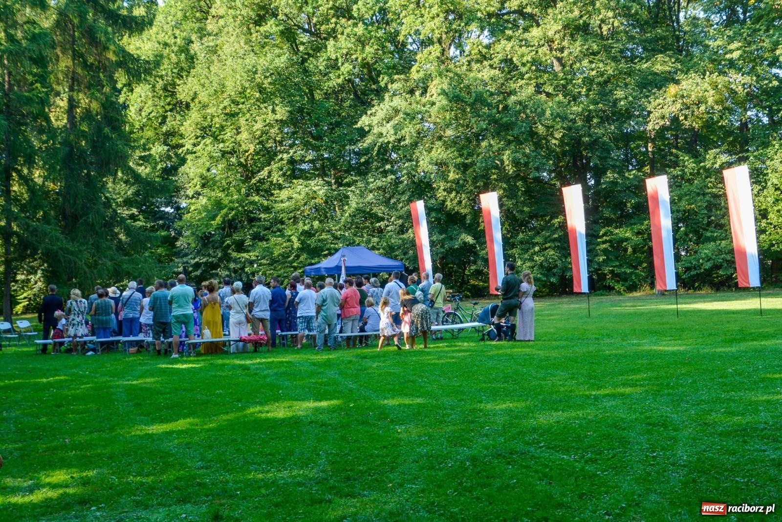 Zdjęcie w galerii na portalu naszraciborz.pl: Msza św. w intencji polskiego wojska w lesie Obora [FOTO i WIDEO] wiadomości z regionu